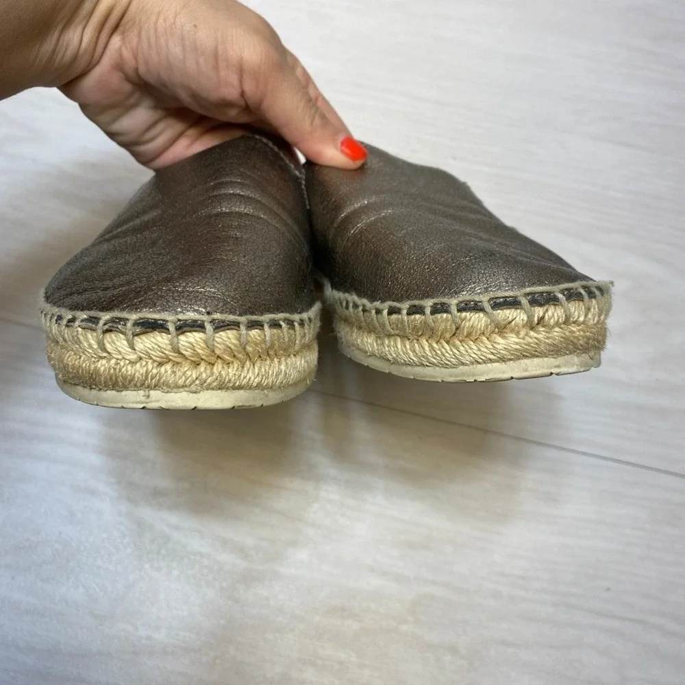 Frye Ivy Espadrille Slip On Gold Metallic Leather‎ Flats 3470070-GSL Womens 7.5M